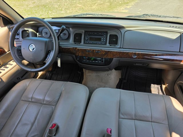 2009 Mercury Grand Marquis LS Ultimate Edition