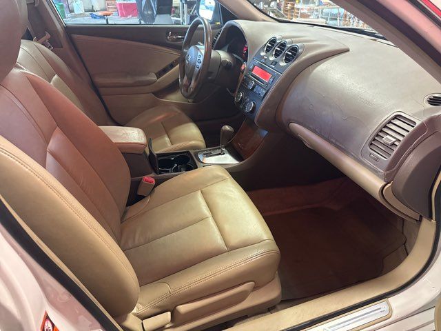 2009 Nissan Altima 2.5 - Ledet's Auto Sales Gonzales, Louisiana 70737