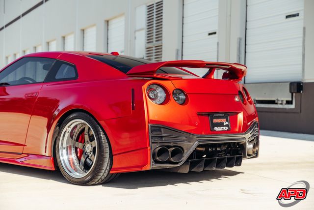 2009 Nissan GT-R Premium 2009 Nissan GT-R Premium