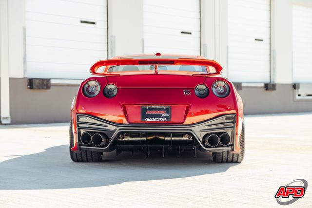 2009 Nissan GT-R Premium 2009 Nissan GT-R Premium