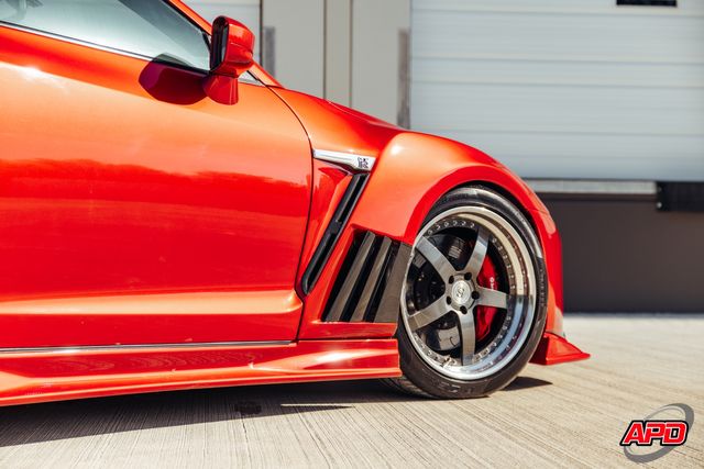 2009 Nissan GT-R Premium 2009 Nissan GT-R Premium