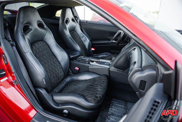2009 Nissan GT-R Premium 2009 Nissan GT-R Premium