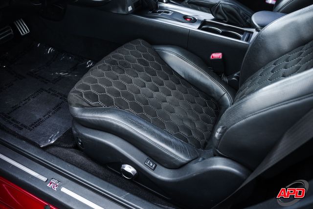 2009 Nissan GT-R Premium 2009 Nissan GT-R Premium