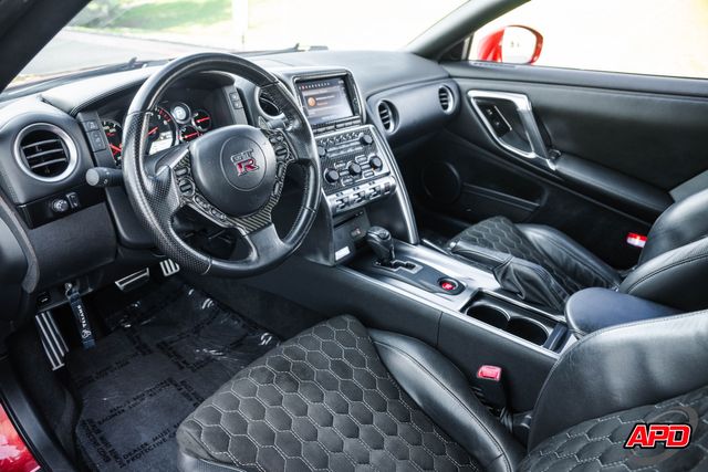 2009 Nissan GT-R Premium 2009 Nissan GT-R Premium