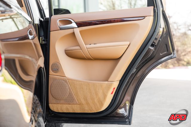 2009 Porsche Cayenne Overland No. 001 2009 Porsche Cayenne Overland No. 001