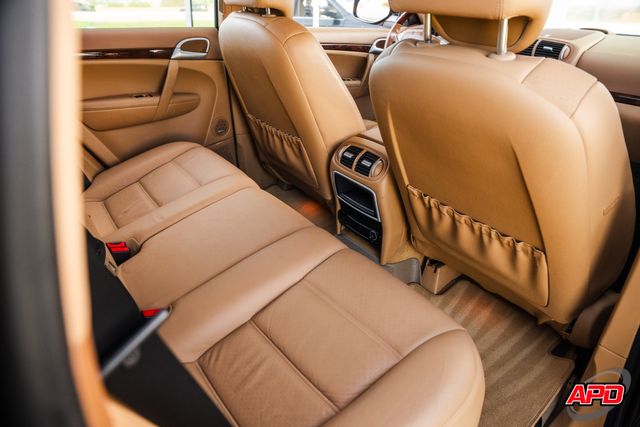 2009 Porsche Cayenne Overland No. 001