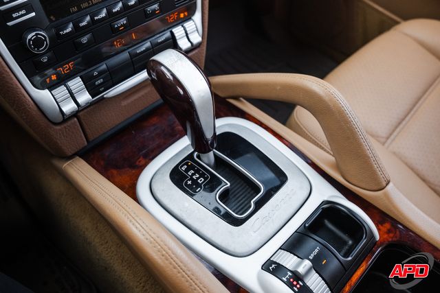 2009 Porsche Cayenne Overland No. 001 2009 Porsche Cayenne Overland No. 001