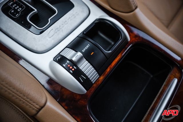 2009 Porsche Cayenne Overland No. 001 2009 Porsche Cayenne Overland No. 001