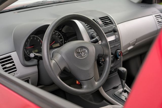 2009 Toyota Corolla LE Power Windows & Locks AUX Tilt/Telescope Wheel 2009 Toyota Corolla LE Power Windows & Locks AUX Tilt/Telescope Wheel