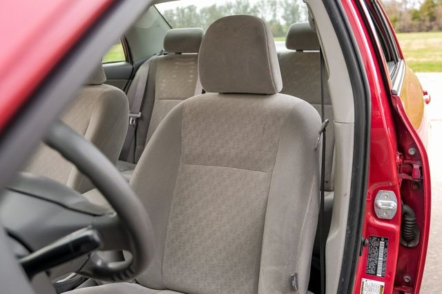 2009 Toyota Corolla LE Power Windows & Locks AUX Tilt/Telescope Wheel 2009 Toyota Corolla LE Power Windows & Locks AUX Tilt/Telescope Wheel