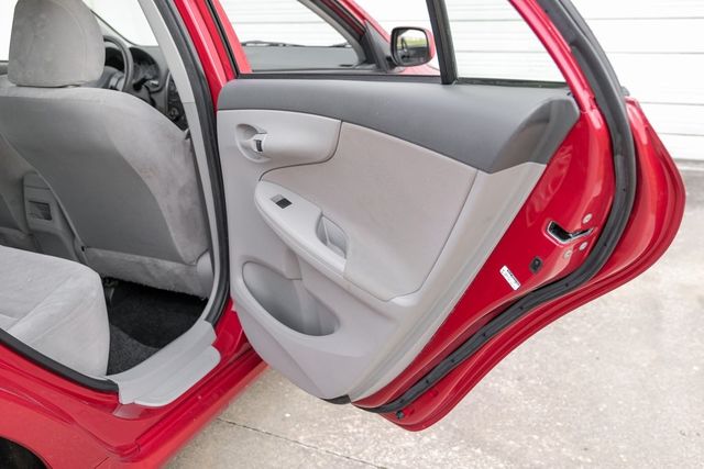 2009 Toyota Corolla LE Power Windows & Locks AUX Tilt/Telescope Wheel 2009 Toyota Corolla LE Power Windows & Locks AUX Tilt/Telescope Wheel