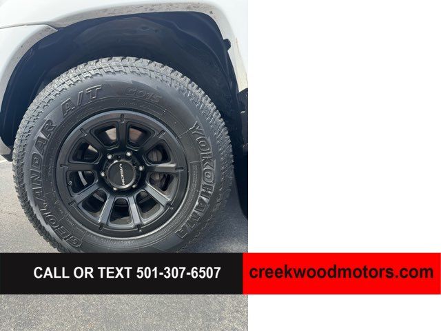 2009 Toyota Tacoma Base SR5 4x4 Reg Cab Manual Financing White NICE