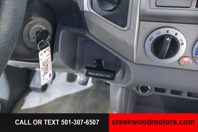 2009 Toyota Tacoma SR5 4x4 Regular Cab Manual Financing White NICE