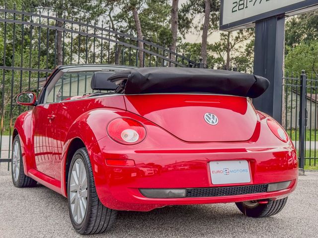 2009 Volkswagen New Beetle Convertible Base