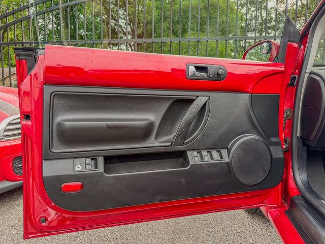 2009 Volkswagen New Beetle Convertible Base