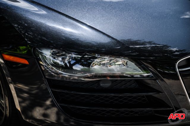 2010 Audi R8 5.2 quattro 2010 Audi R8 5.2 quattro