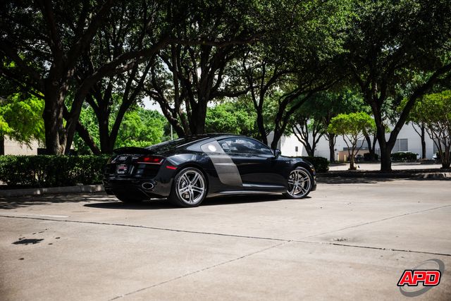 2010 Audi R8 5.2 quattro