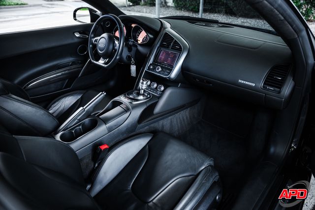 2010 Audi R8 5.2 quattro