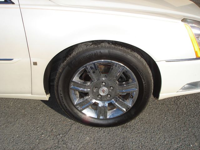 2010 Cadillac DTS Platinum Collection | Charlotte, North Carolina | ADVENTURE VANS