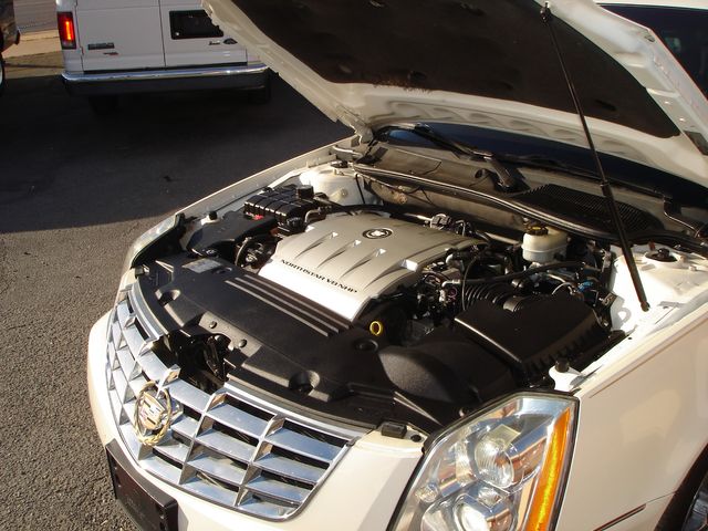 2010 Cadillac DTS Platinum Collection | Charlotte, North Carolina | ADVENTURE VANS 2010 Cadillac DTS Platinum Collection | Charlotte, North Carolina | ADVENTURE VANS