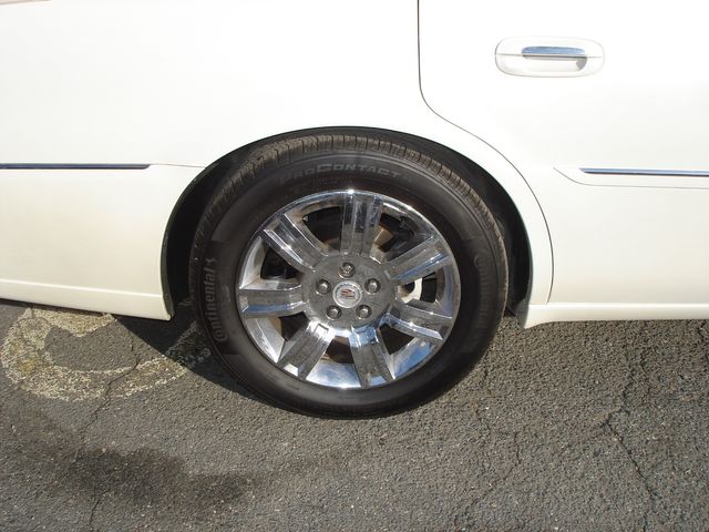 2010 Cadillac DTS Platinum Collection | Charlotte, North Carolina | ADVENTURE VANS