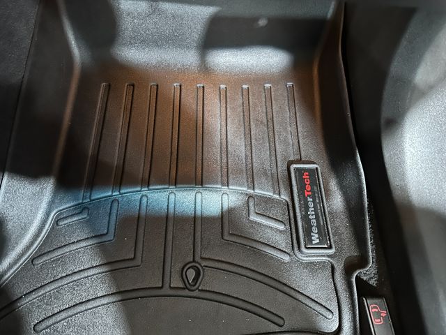 2010 Chevrolet Corvette CONV 3LT, KENWOOD, NPP, ZR1, Splitter, Chromes | Dallas, Texas | Corvette Warehouse 2010 Chevrolet Corvette CONV 3LT, KENWOOD, NPP, ZR1, Splitter, Chromes | Dallas, Texas | Corvette Warehouse