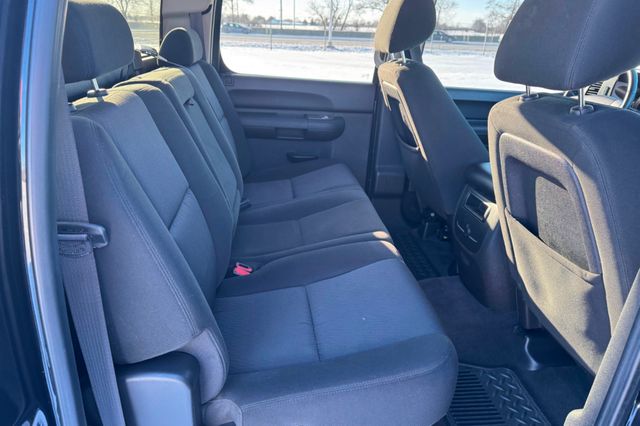 2010 Chevrolet Silverado 1500 4WD LT | Roscoe, IL | Autoland Outlets