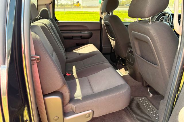 2010 Chevrolet Silverado 1500 4WD LT | Roscoe, IL | Autoland Outlets