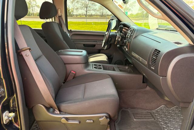 2010 Chevrolet Silverado 1500 4WD LT | Roscoe, IL | Autoland Outlets 2010 Chevrolet Silverado 1500 4WD LT | Roscoe, IL | Autoland Outlets