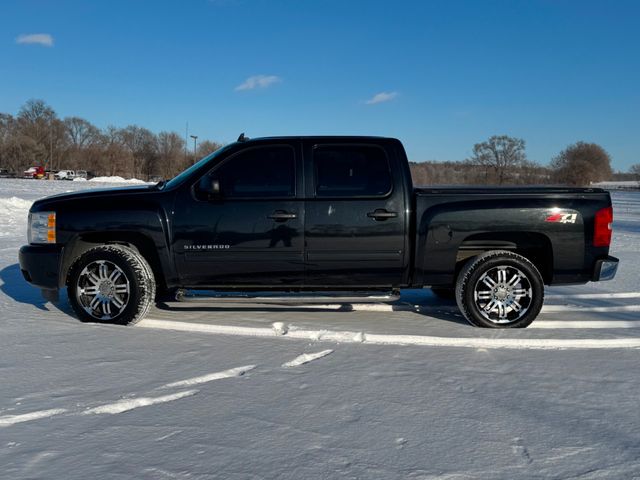 2010 Chevrolet Silverado 1500 4WD LT | Roscoe, IL | Autoland Outlets