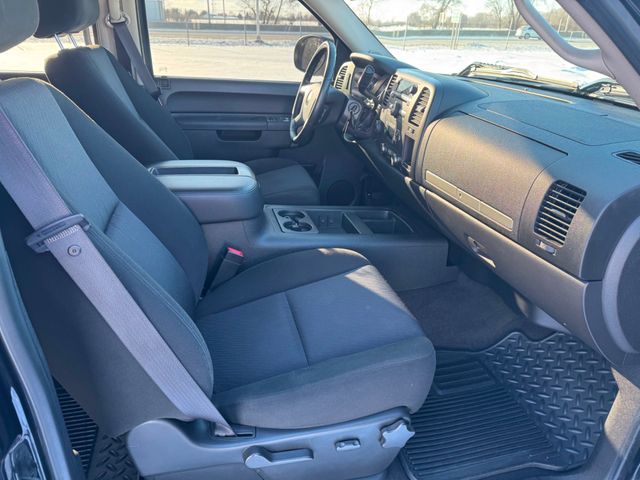 2010 Chevrolet Silverado 1500 4WD LT | Roscoe, IL | Autoland Outlets