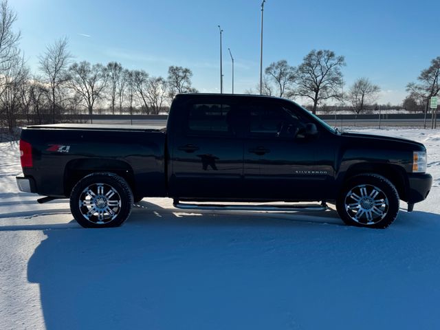 2010 Chevrolet Silverado 1500 4WD LT | Roscoe, IL | Autoland Outlets