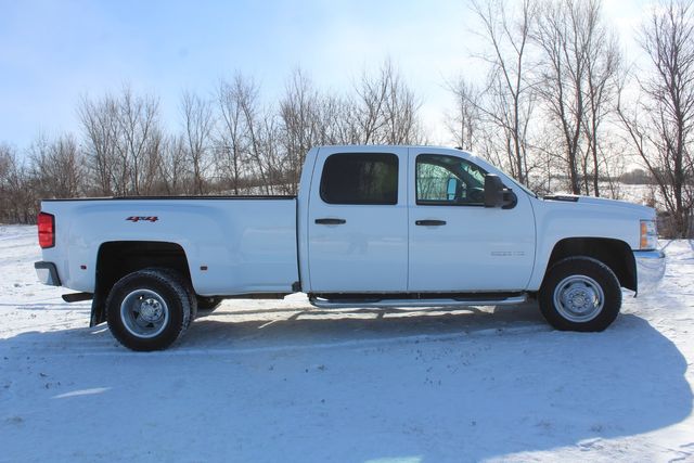 2010 Chevrolet Silverado 3500HD 4x4 Dually Work Truck | Roscoe, IL | Autoland Outlets 2010 Chevrolet Silverado 3500HD 4x4 Dually Work Truck | Roscoe, IL | Autoland Outlets
