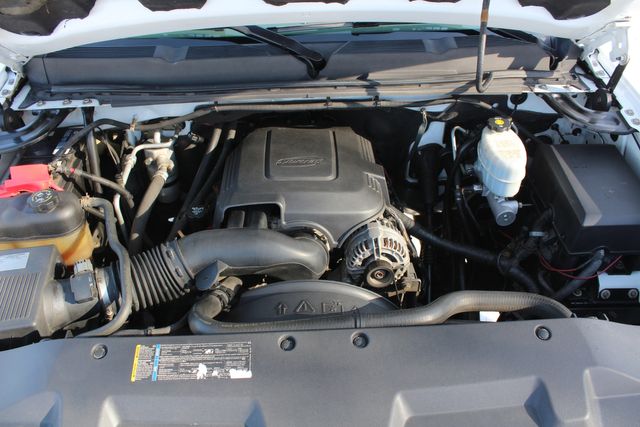 2010 Chevrolet Silverado 3500HD 4x4 Dually Work Truck | Roscoe, IL | Autoland Outlets