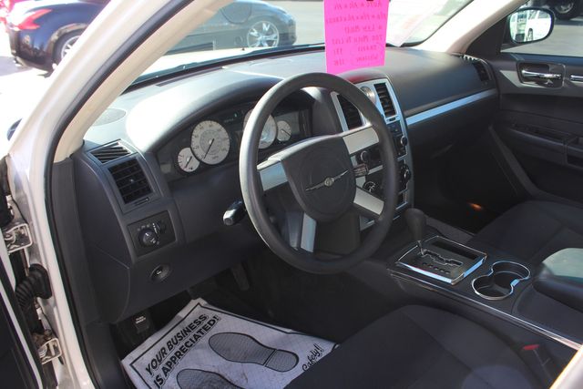 2010 Chrysler 300 Touring | Granite City, Illinois | MasterCars Company Inc.