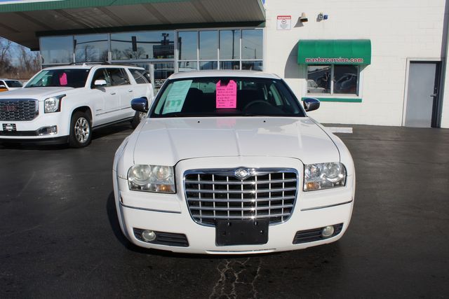 2010 Chrysler 300 Touring | Granite City, Illinois | MasterCars Company Inc. 2010 Chrysler 300 Touring | Granite City, Illinois | MasterCars Company Inc.