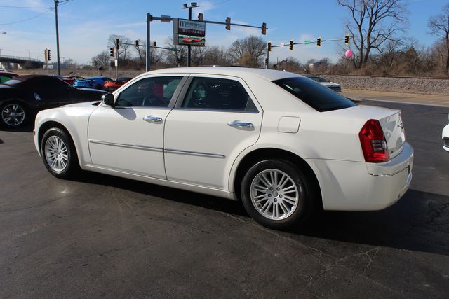 2010 Chrysler 300 Touring | Granite City, Illinois | MasterCars Company Inc.