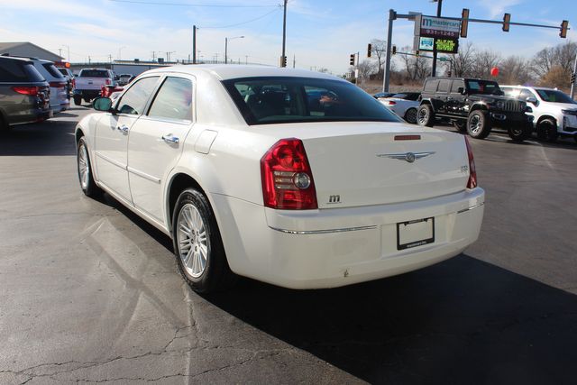 2010 Chrysler 300 Touring | Granite City, Illinois | MasterCars Company Inc.