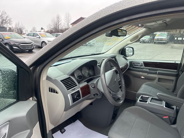 2010 Chrysler Town and Country Touring | Ontario, OH | New Haven Auto Sales 2010 Chrysler Town and Country Touring | Ontario, OH | New Haven Auto Sales