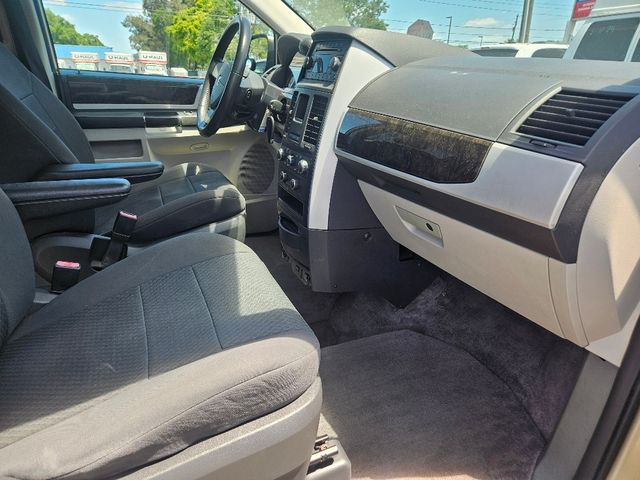 2010 Dodge Grand Caravan SXT Wheelchair Van Ramp Van