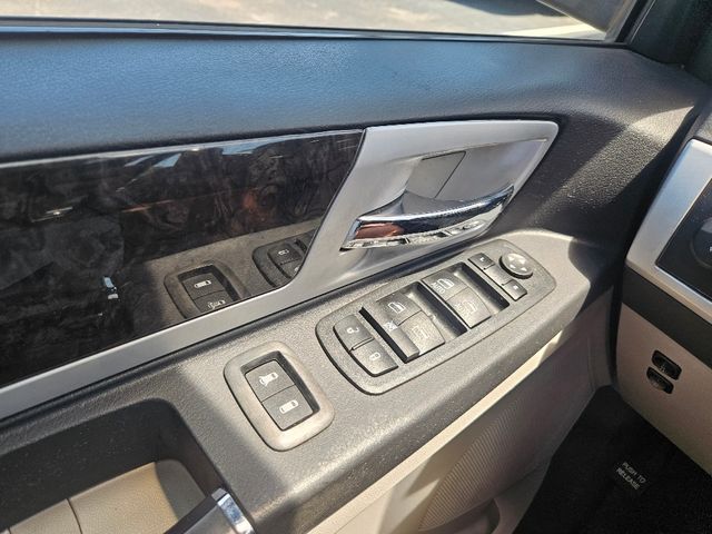 2010 Dodge Grand Caravan SXT Wheelchair Van Ramp Van