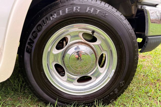 2010 Ford E-150 Custom Camper Conversion Raise Top Van | Roscoe, IL | Autoland Outlets