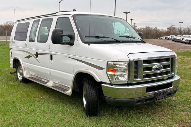 2010 Ford E-150 Custom Camper Conversion Raise Top Van | Roscoe, IL | Autoland Outlets