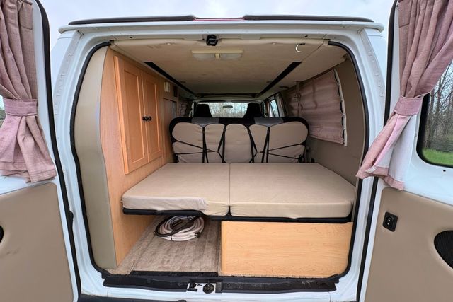 2010 Ford E-150 Custom Camper Conversion Raise Top Van | Roscoe, IL | Autoland Outlets 2010 Ford E-150 Custom Camper Conversion Raise Top Van | Roscoe, IL | Autoland Outlets