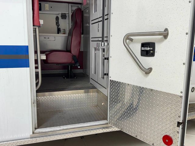 2010 Ford E-Series E-450 SD | Houston, TX | Houston Auto Credit 2010 Ford E-Series E-450 SD | Houston, TX | Houston Auto Credit