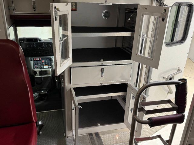 2010 Ford E-Series E-450 SD | Houston, TX | Houston Auto Credit 2010 Ford E-Series E-450 SD | Houston, TX | Houston Auto Credit