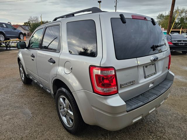 2010 Ford Escape XLT | Brownsville TX | English Motors 2010 Ford Escape XLT | Brownsville TX | English Motors