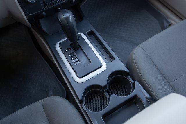 2010 Ford Escape XLS w/ 28 MPG, Cruise Control, Keyless Entry 2010 Ford Escape XLS w/ 28 MPG, Cruise Control, Keyless Entry