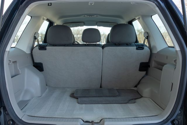 2010 Ford Escape XLS w/ 28 MPG, Cruise Control, Keyless Entry 2010 Ford Escape XLS w/ 28 MPG, Cruise Control, Keyless Entry