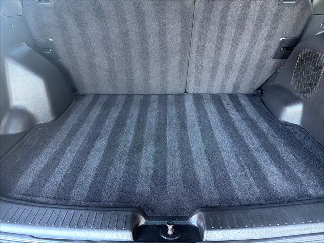 2010 Ford Escape Limited V6 4WD Imports and More Inc